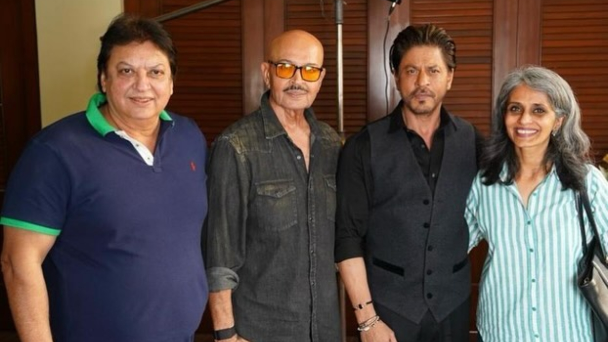 shah-rukh-khan-shoots-for-rakesh-roshanhrithik-roshan-family-documentary-the-roshans-deets-inside